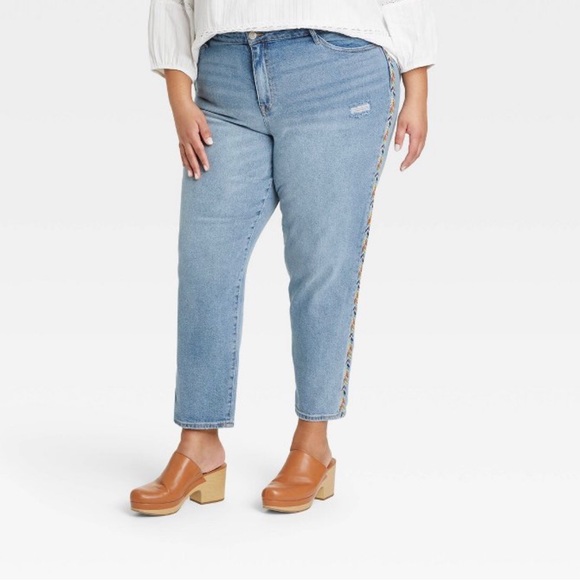 Knox Rose Denim - Knox Rose Mid Rise Straight Leg Embroidered Jeans Light Wash Plus Size 14W NWT